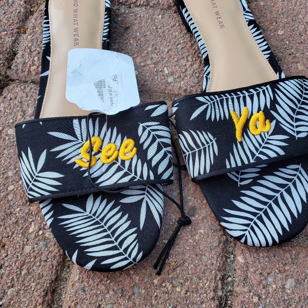 NWT Slip on's - Picture 3 of 4